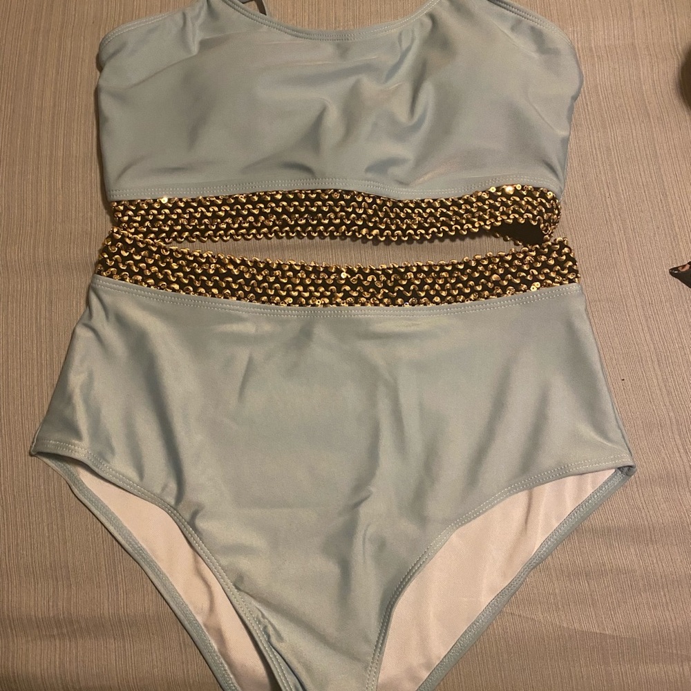 SHEIN Baby Blue Two Piece Swimsuit Set *Never Worn*